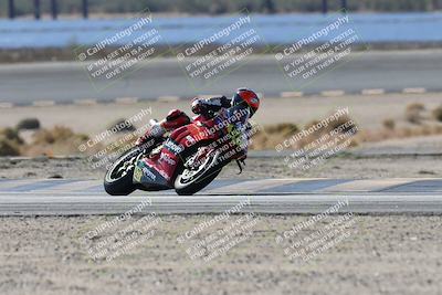 media/Nov-16-2025-Race Pace (Sun) [[8c5fa54630]]/Verified Riders/3-Turn 14 (1045am)/